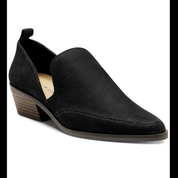BNIB Lucky Brand Mahzan Nubuck Shoes - Picture 1 of 8